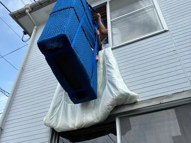 家具移動/引越し/荷揚げの作業写真1